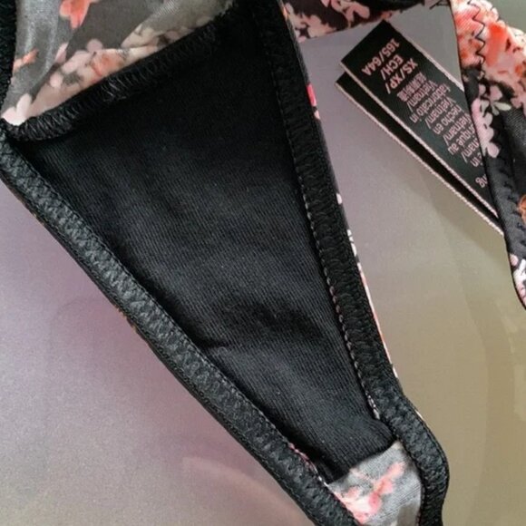 BNWT Victoria’s Secret’s BRA & THONG PANTY SET BLACK FLORAL Up 2 cup PushUp Shi… - Picture 9 of 11